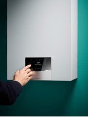 Vaillant ecoTEC Plus VUW 32CS/1-5 Tam Yoğuşmalı Kombi